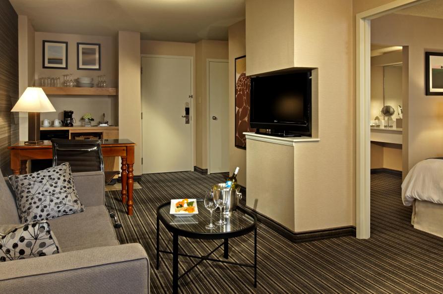 Cambridge Suites