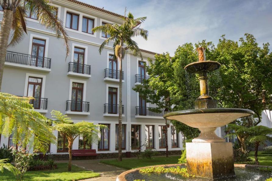 Azoris Angra Garden Plaza Hotel