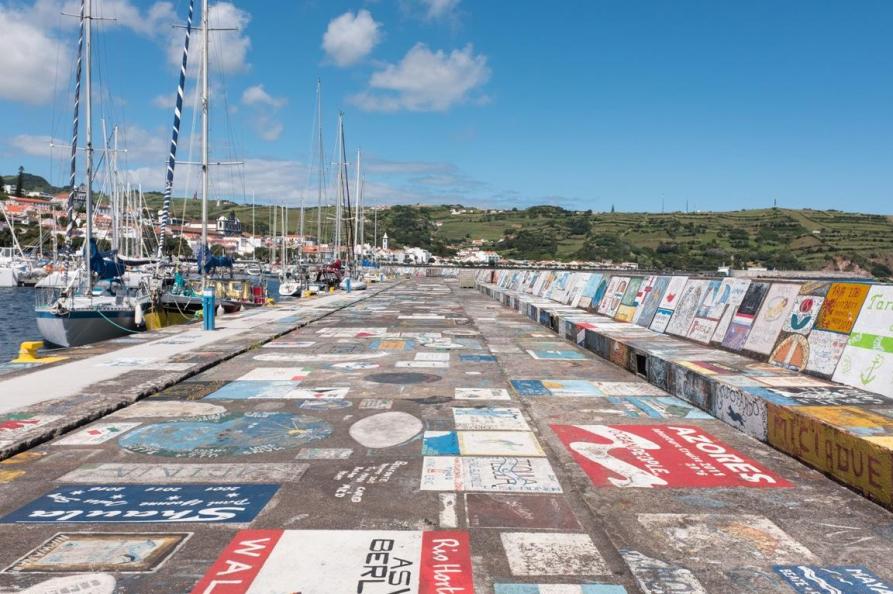 Horta haven, Faial